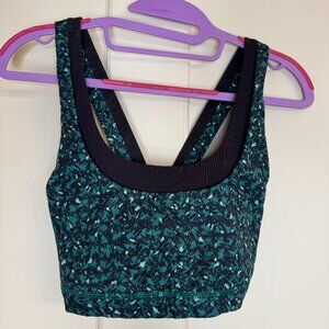Lululemon Run: Stuff Your Sports Bra Mountain Peaks Black Forage Green Size 8
